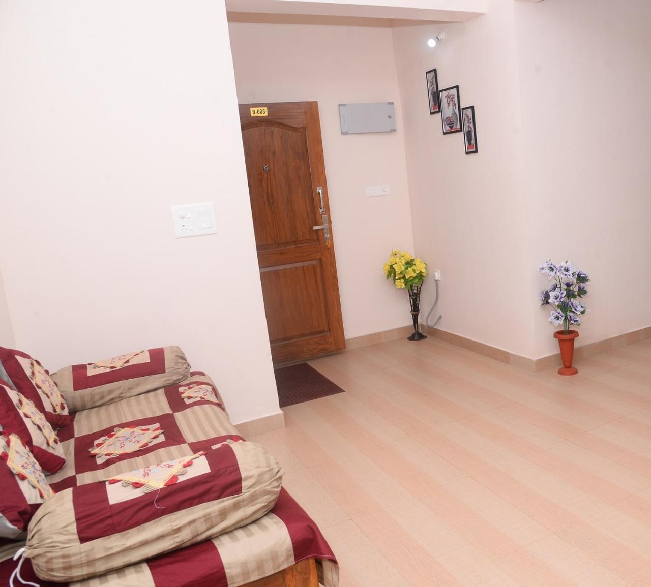 Sri Vana Durga Service Apartment Sringeri Kültér fotó